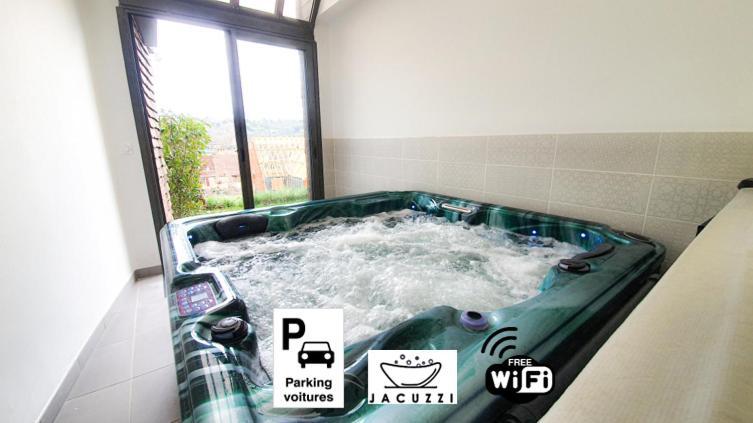 Villa Belle Vue Avec Jacuzzi Privatif 萨尔拉拉卡内达 外观 照片